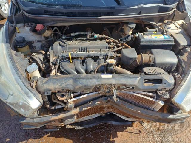 2014 HYUNDAI HB20S 