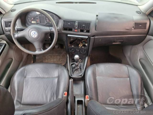 2000 VOLKSWAGEN GOLF 
