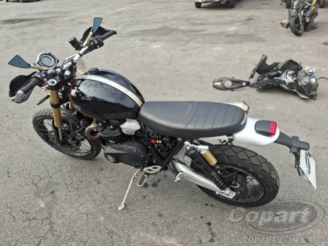 2025 TRIUMPH SCRAMBLER 