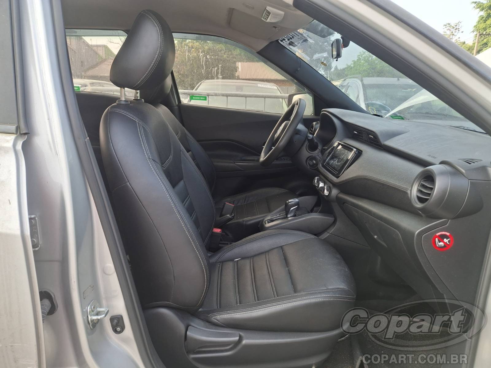 2019 NISSAN KICKS — foto 5 de 10