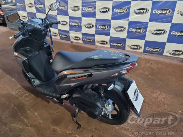 2027 YAMAHA FLUO 