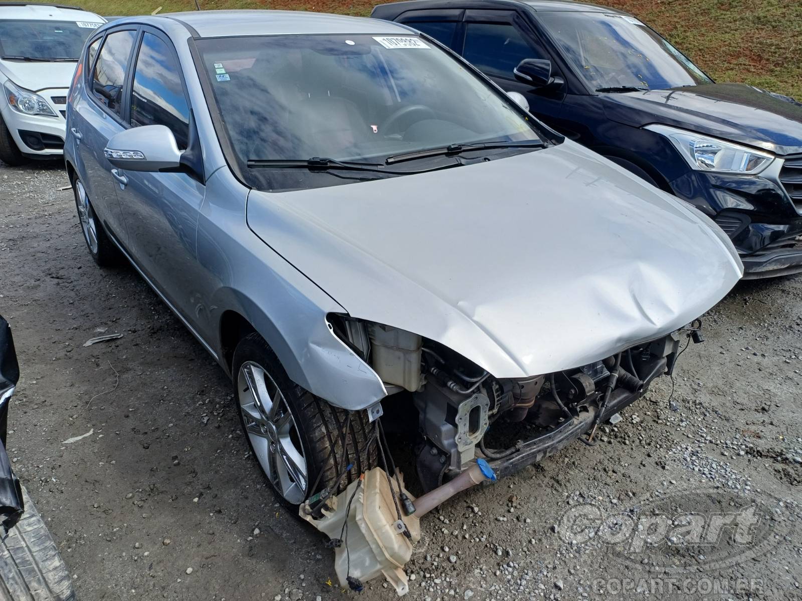 Veículo Hyundai i30 Hyundai i30 2.0 16V 2010 Colisão Frontal 2010 em leilão