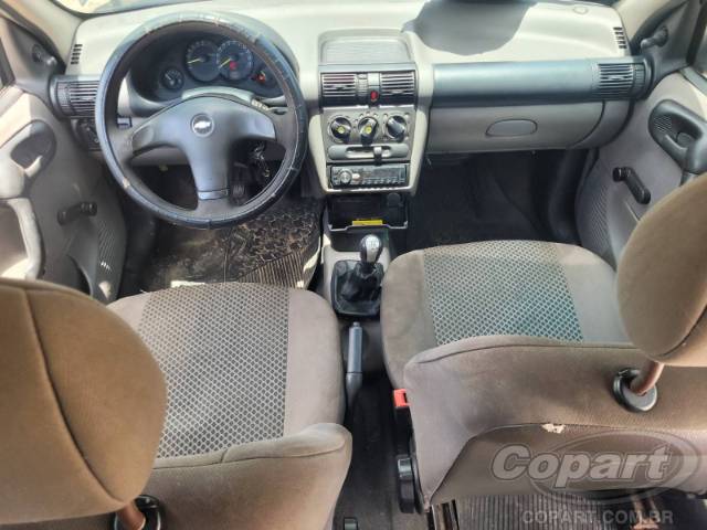 2011 CHEVROLET CLASSIC 