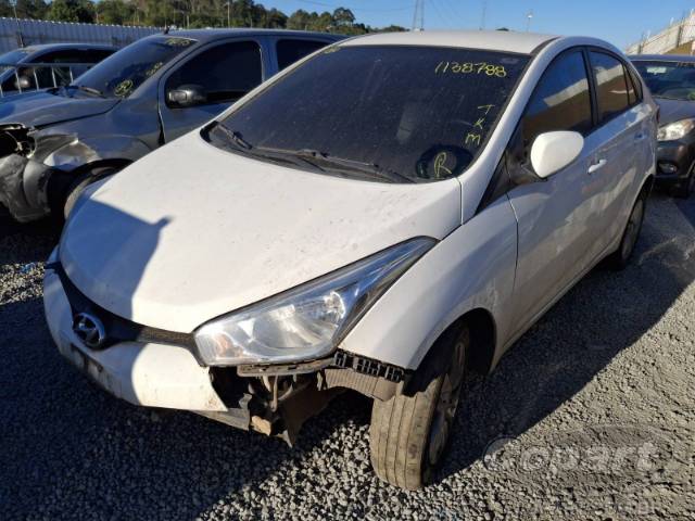 2014 HYUNDAI HB20S 