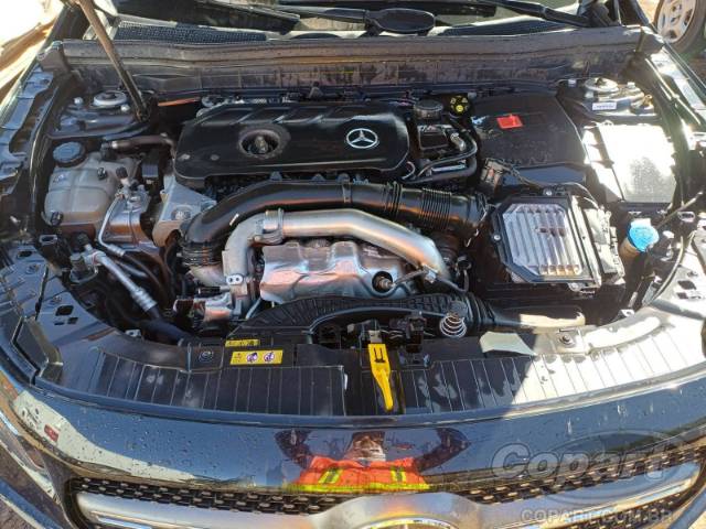 2025 MERCEDES BENZ GLB 