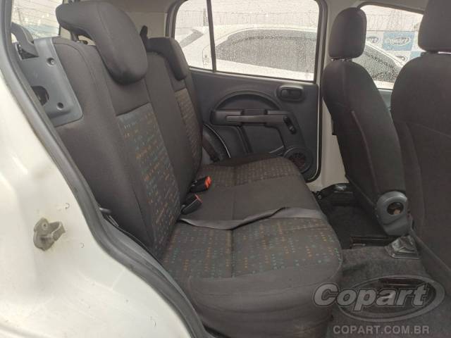2015 FIAT UNO 