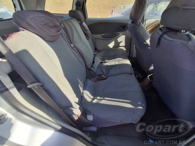 2014 CHEVROLET SPIN 
