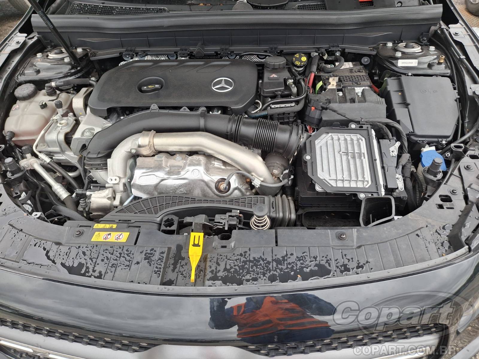 2025 MERCEDES BENZ GLB — foto 7 de 10