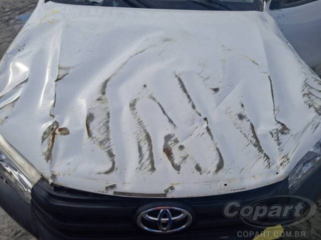 2024 TOYOTA HILUX CS 