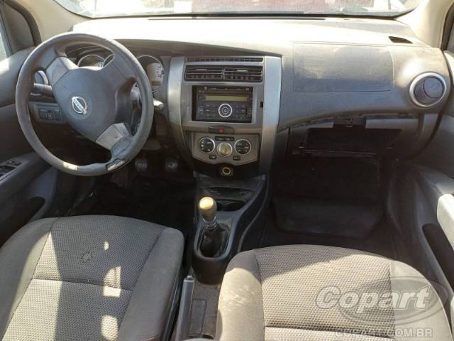 2013 NISSAN GRAND LIVINA 