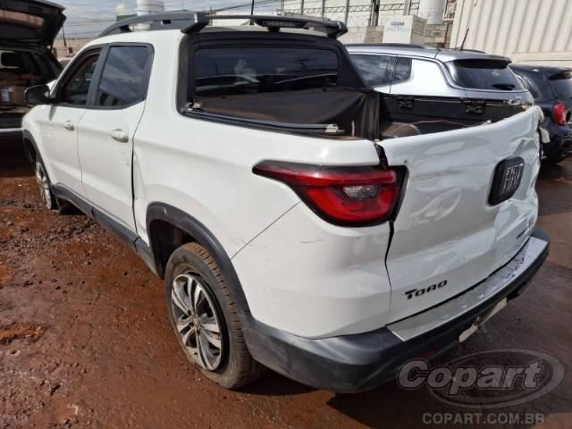 2025 FIAT TORO 