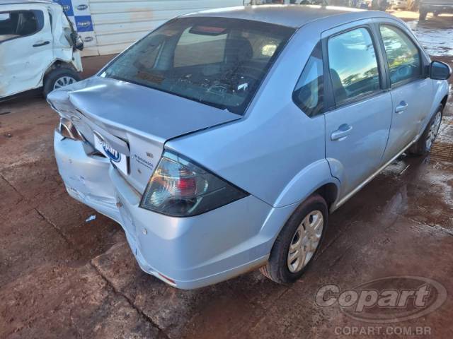 2011 FORD FIESTA SEDAN 