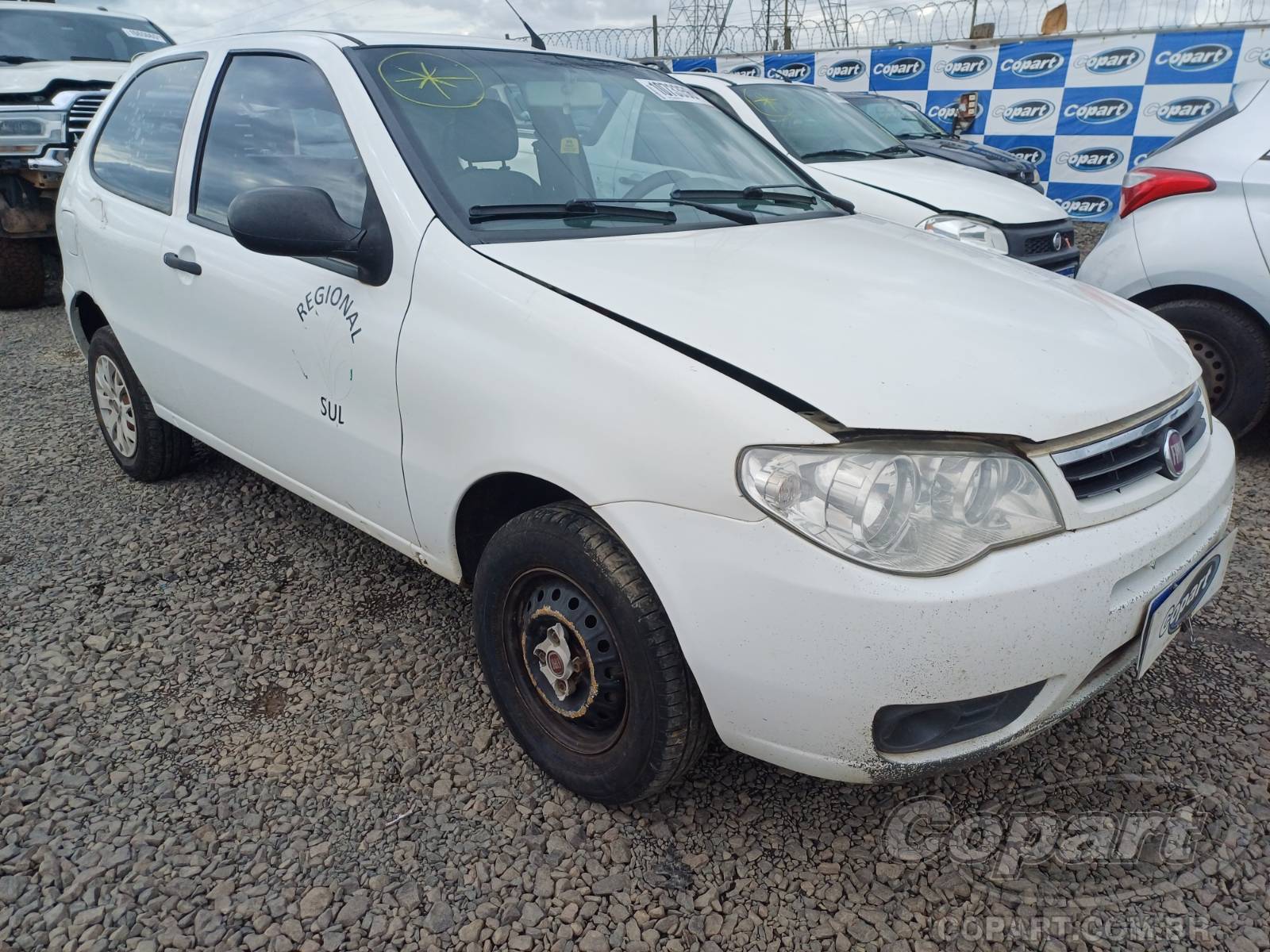 Veículo Fiat Palio Fiat Palio Fire 1.0 Fire 2014 2014 em leilão