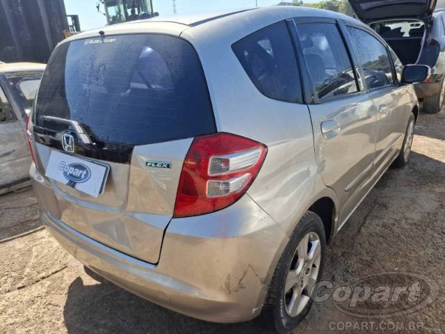 2009 HONDA FIT 