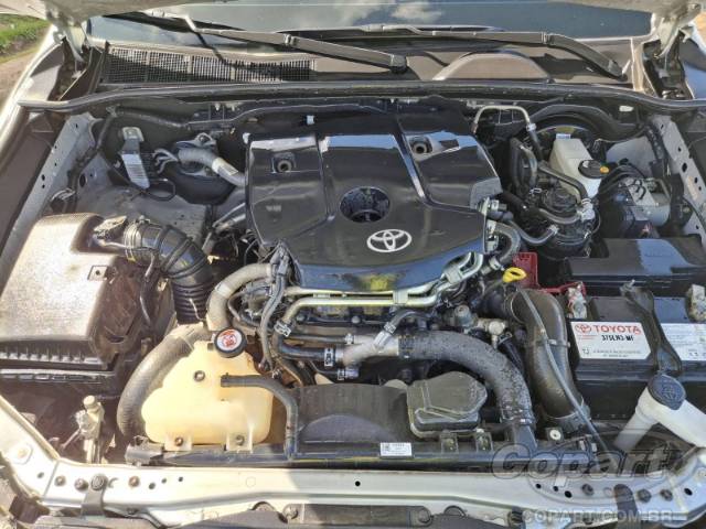 2024 TOYOTA HILUX CD 