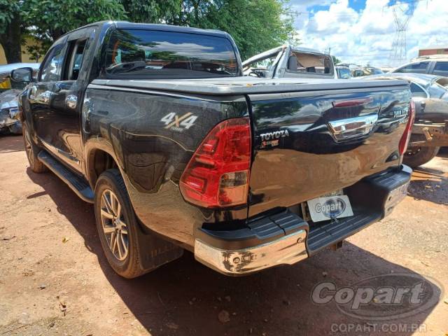 2016 TOYOTA HILUX CD 