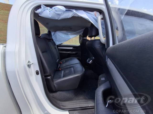 2024 TOYOTA HILUX CD 