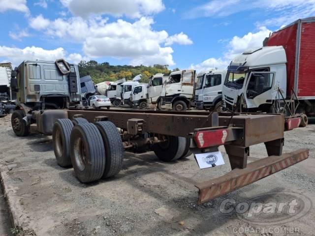 2011 IVECO TECTOR 