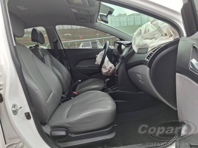 2016 HYUNDAI HB20S 