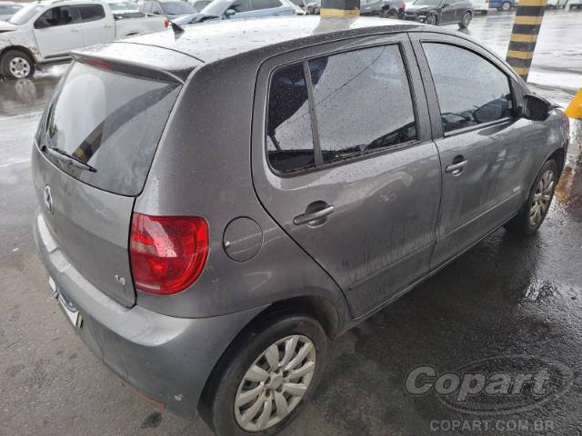 2014 VOLKSWAGEN FOX 