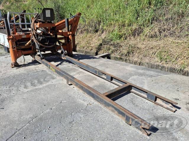 0 IMAP Implemento Rodoviário Escavador 