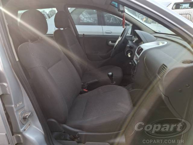 2011 CHEVROLET CORSA SEDAN 