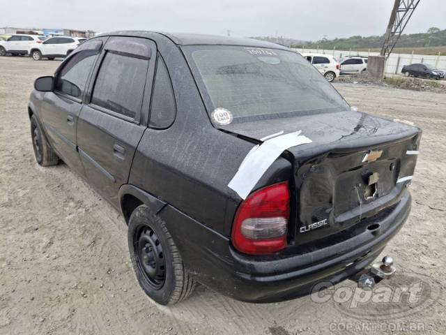 2010 CHEVROLET CLASSIC 