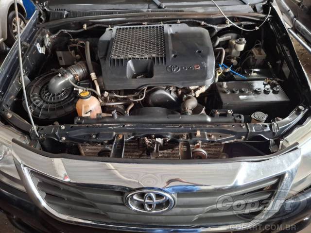 2015 TOYOTA HILUX CD 