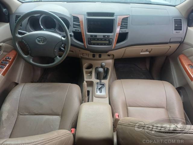2011 TOYOTA HILUX SW4 