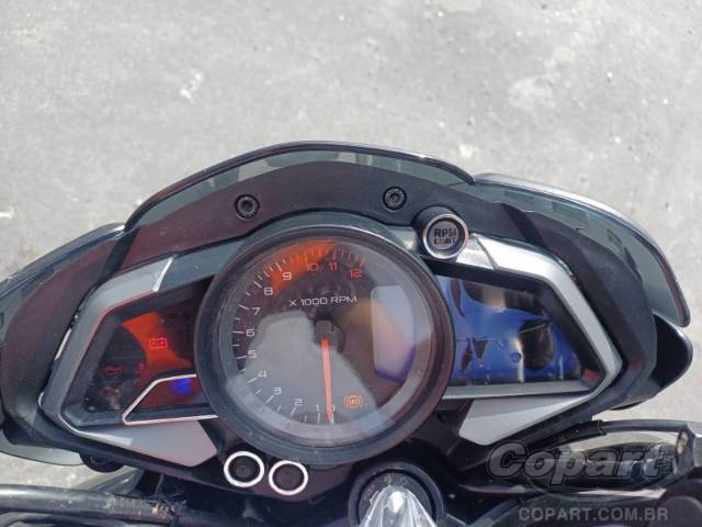 2025 BAJAJ DOMINAR 