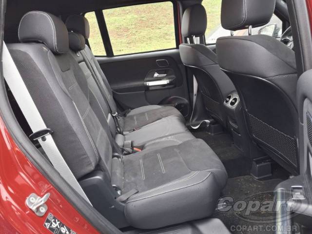 2026 MERCEDES BENZ GLB 