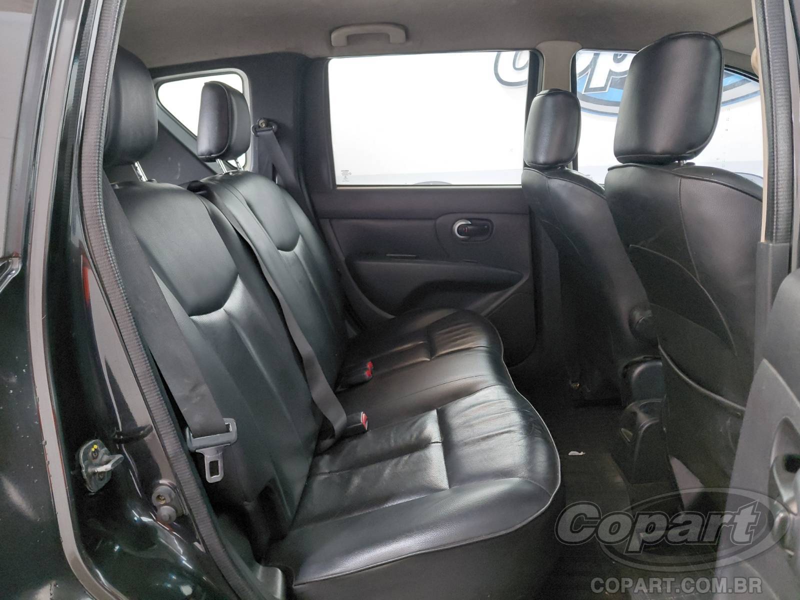 2014 NISSAN LIVINA — foto 6 de 10