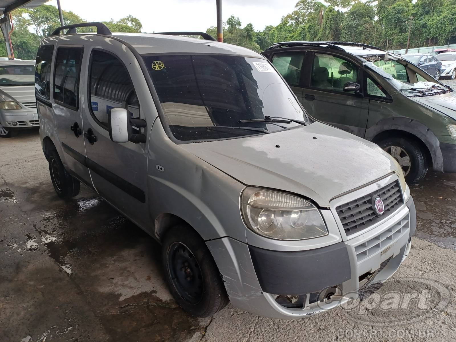 Veículo Fiat Doblo Fiat Doblo Attractive 1.4 Fire 2014 Recuperável 2014 em leilão