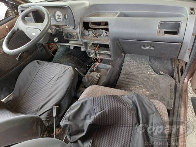 1991 FORD ESCORT 