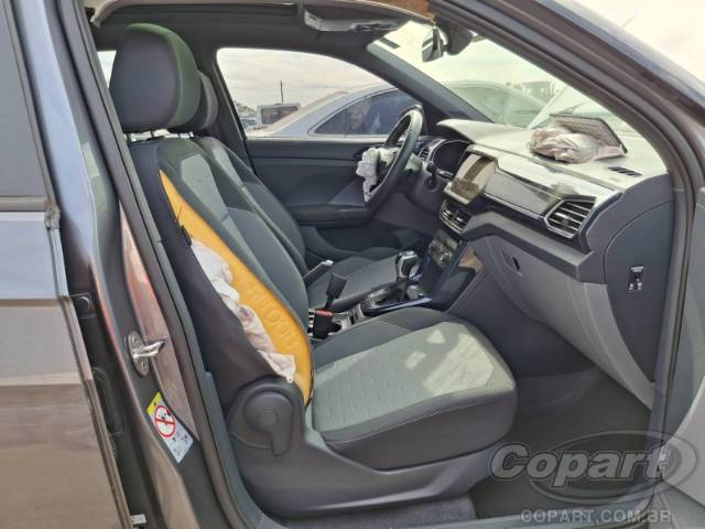 2022 VOLKSWAGEN T-CROSS 