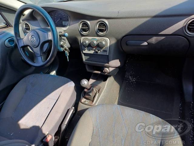 2004 CHEVROLET CELTA 