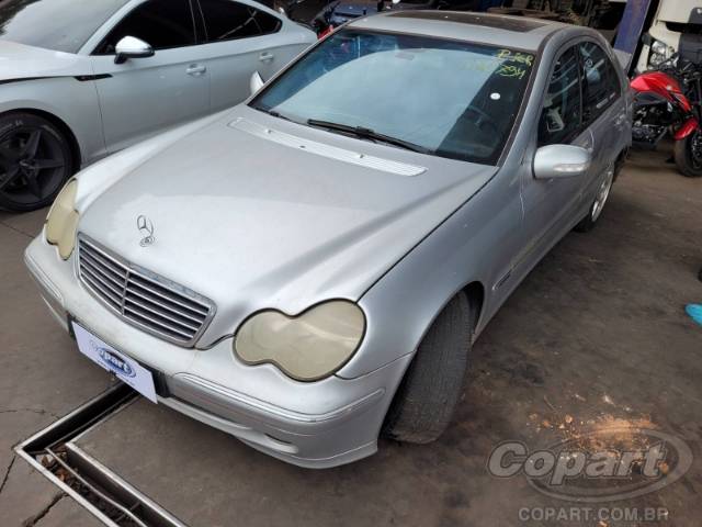 2001 MERCEDES BENZ CLASSE C 