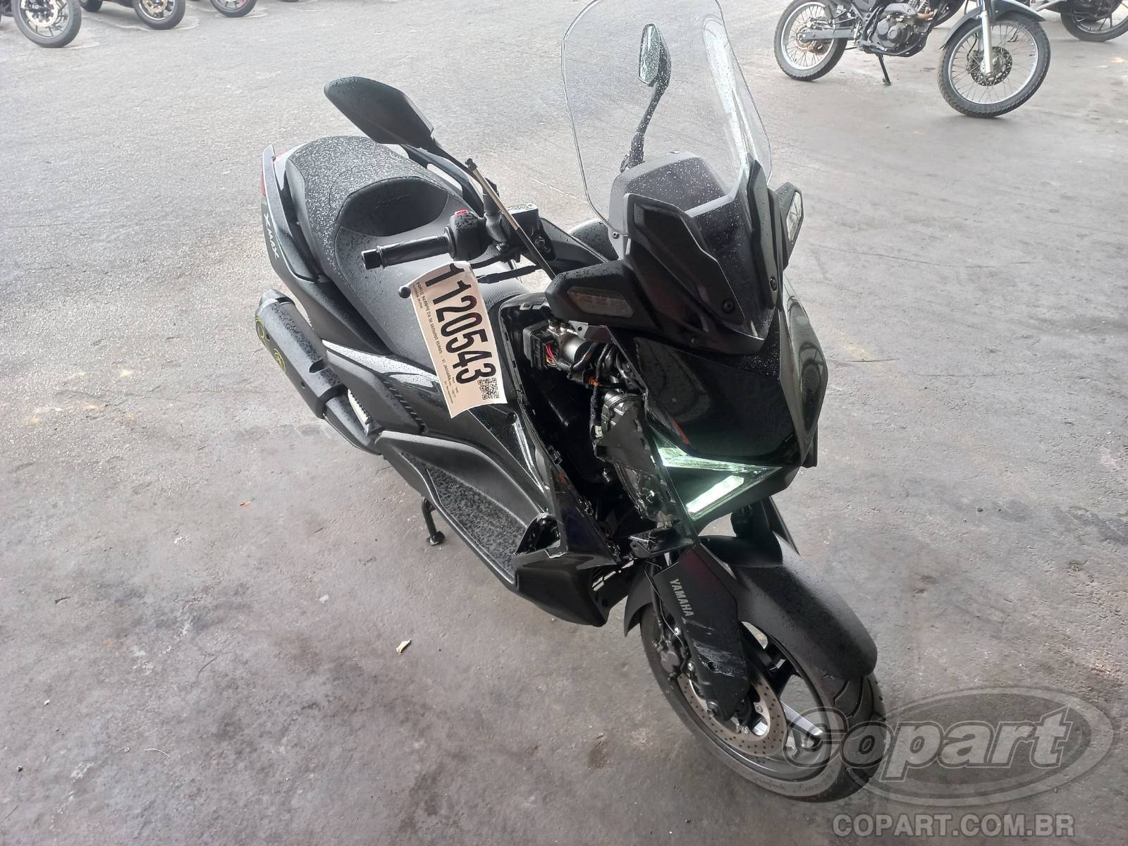 2025 YAMAHA XMAX