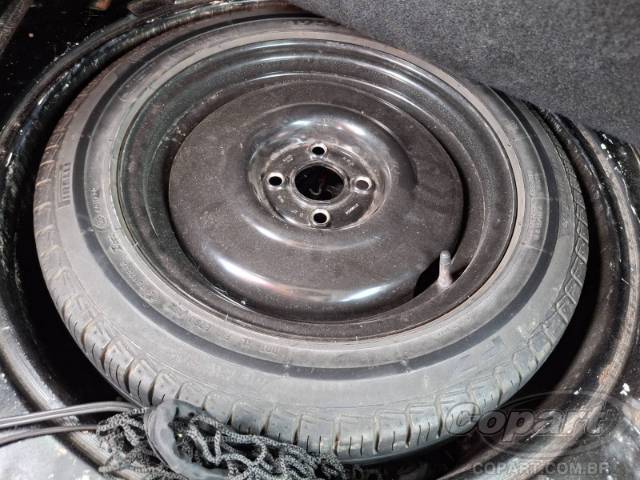 2011 VOLKSWAGEN VOYAGE 