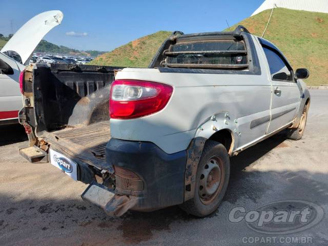 2015 FIAT STRADA 