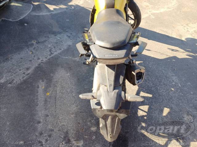 2023 HONDA CB 300F 