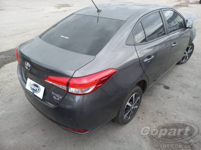 2022 TOYOTA YARIS SEDA 