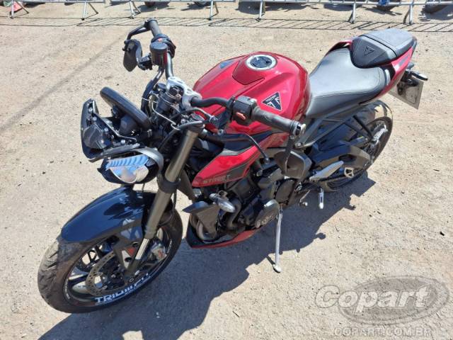 2024 TRIUMPH STREET TRIPLE 