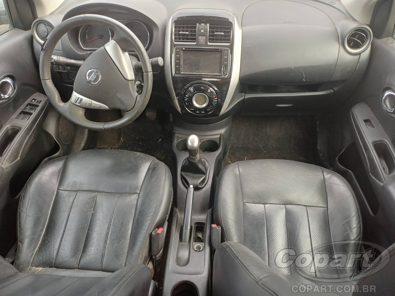 2018 NISSAN VERSA — foto 9 de 10