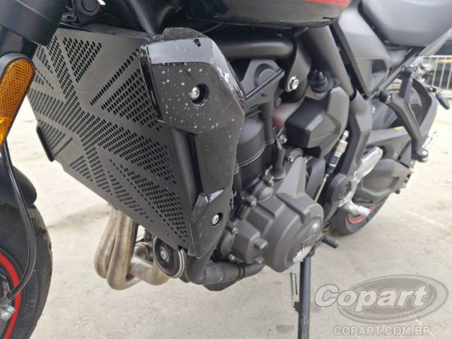2025 TRIUMPH TRIDENT 
