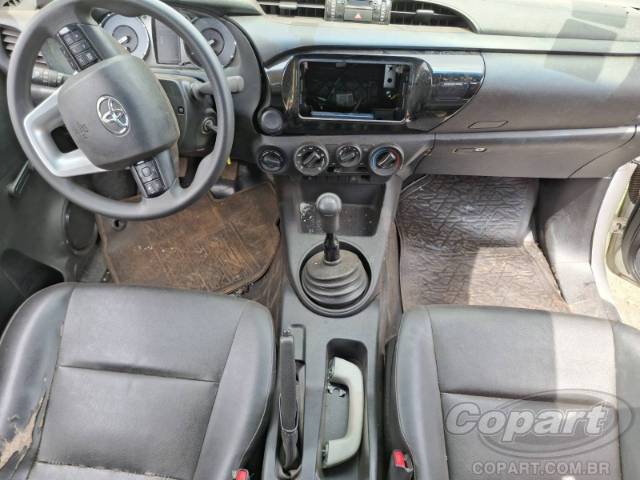 2025 TOYOTA HILUX CS 