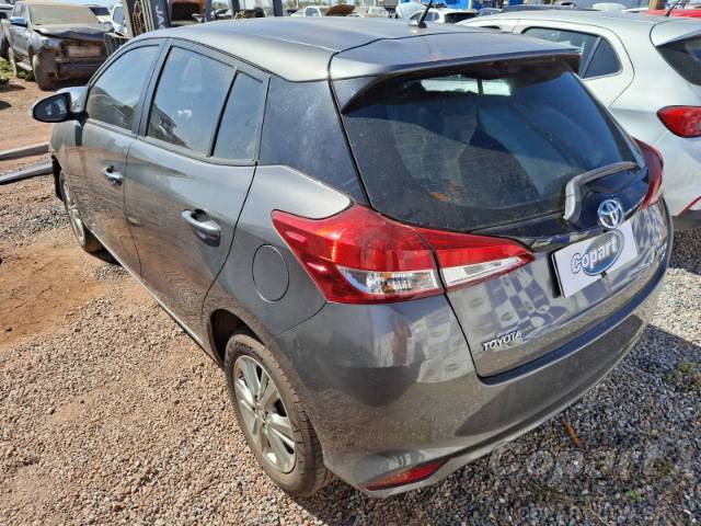 2022 TOYOTA YARIS 