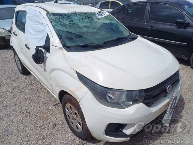 2017 FIAT MOBI 
