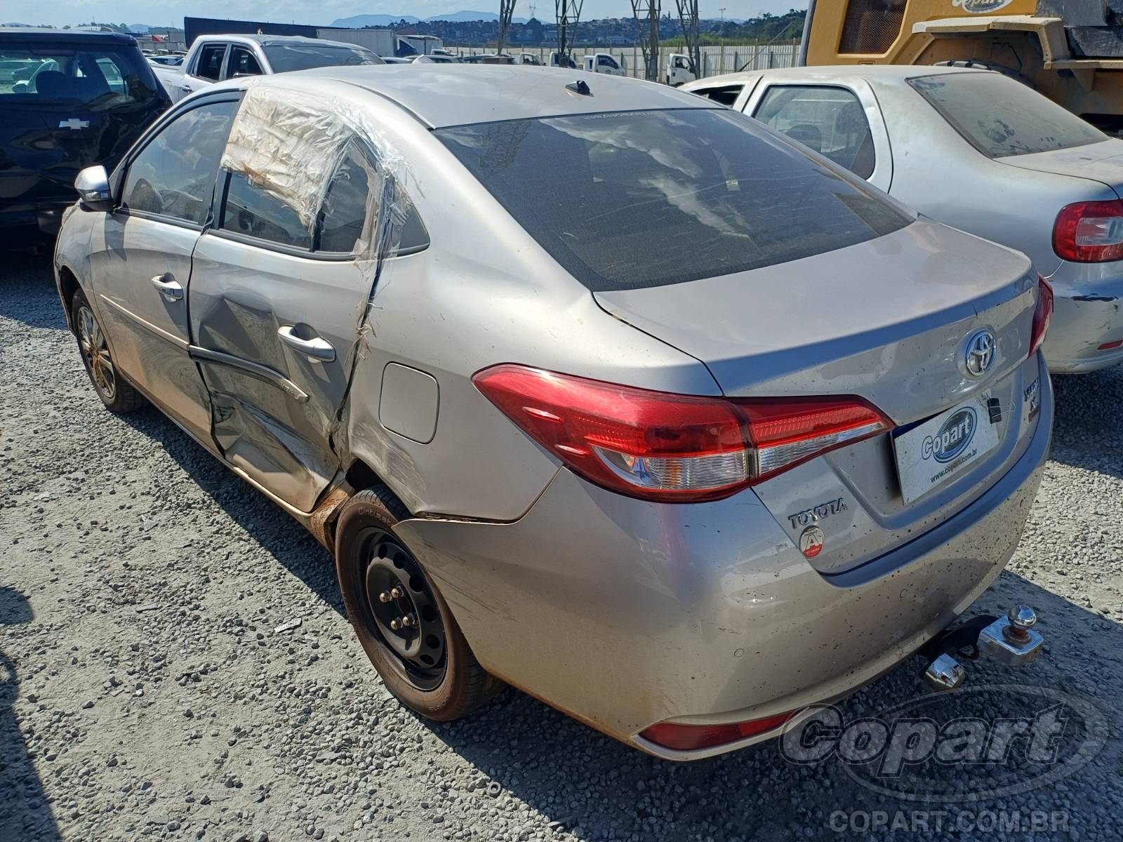 Foto 3: 2019 TOYOTA YARIS SEDA