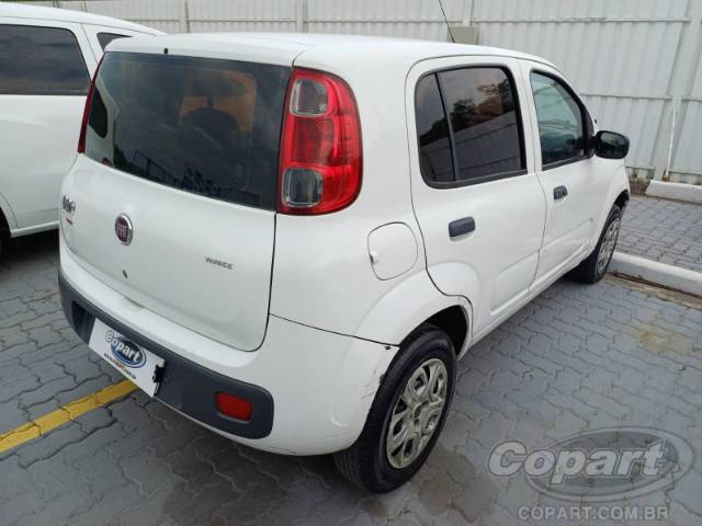 2016 FIAT UNO 